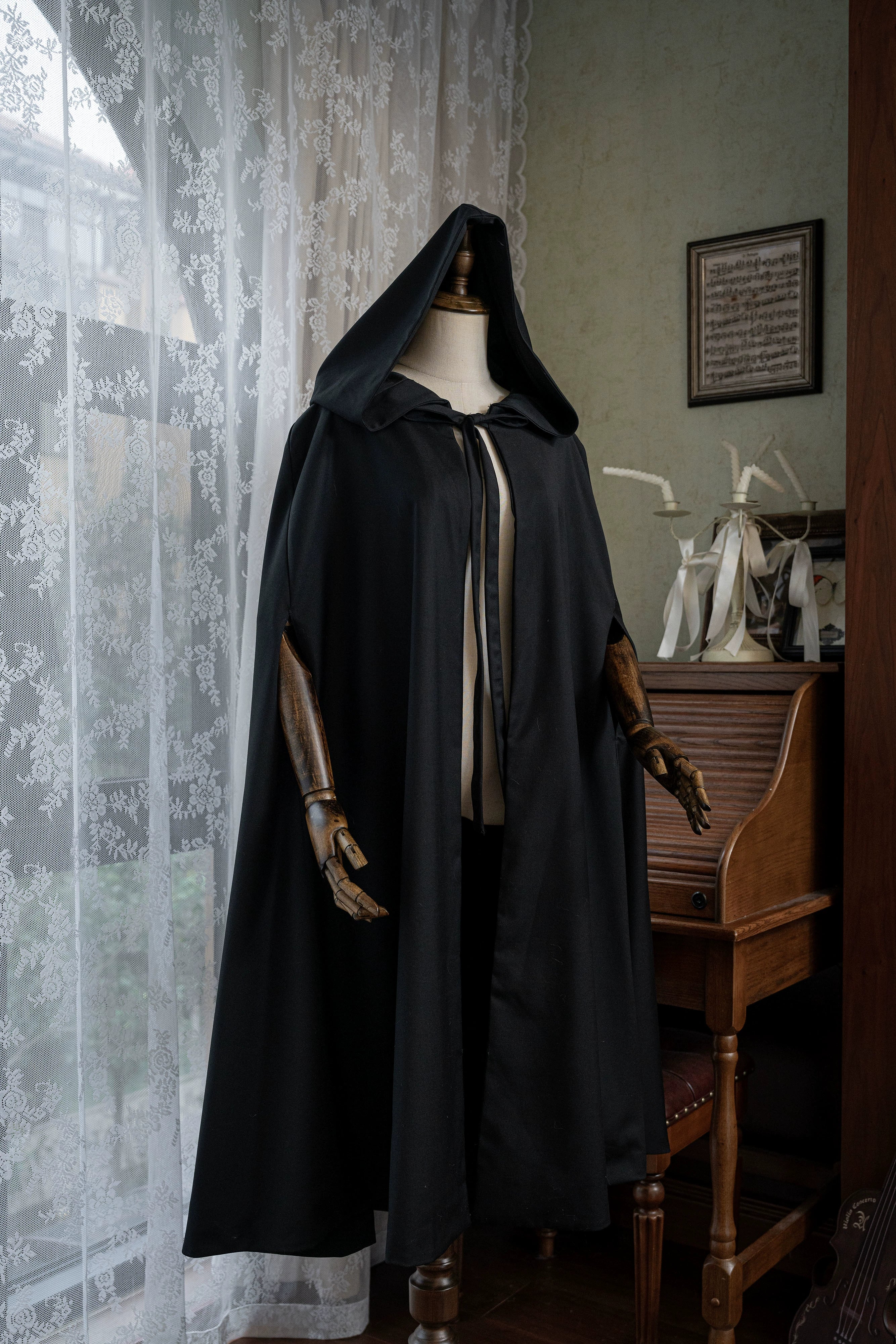 Spot Page Night Raid Cloak Acorn Lolita Original Design Black Cloak Witch Long Cloak