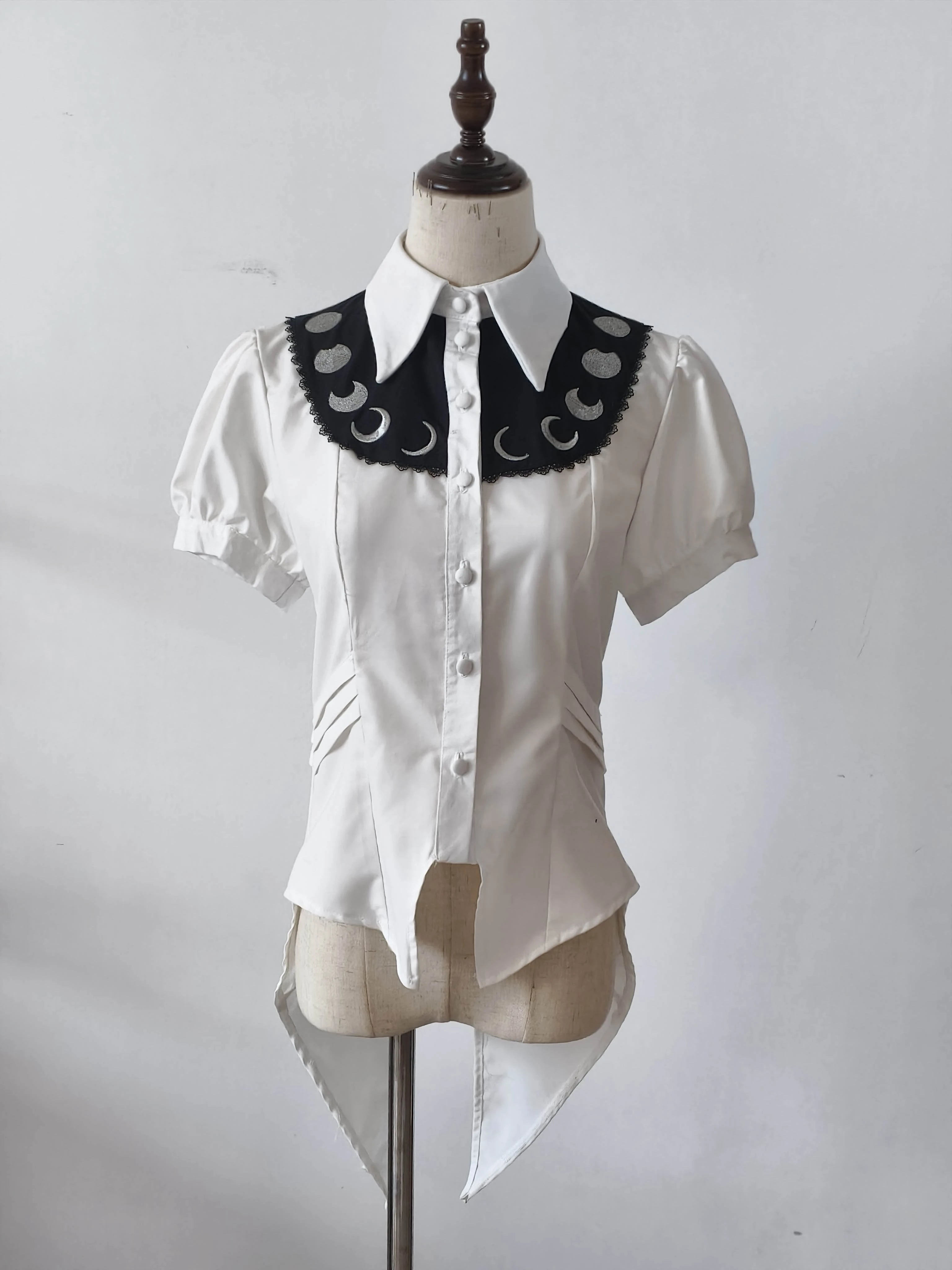 Spot Page Moon Phase Embroidery Shirt Acorn Lolita Original Design Gothic Everyday Elegance Inside