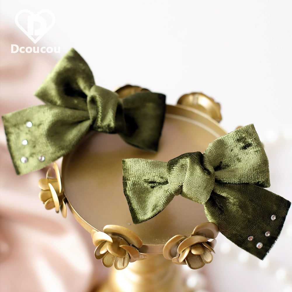 Dcoucou - Pauline's Girl - 60cm Handcrafted Curls Romantic Long Curly Wig