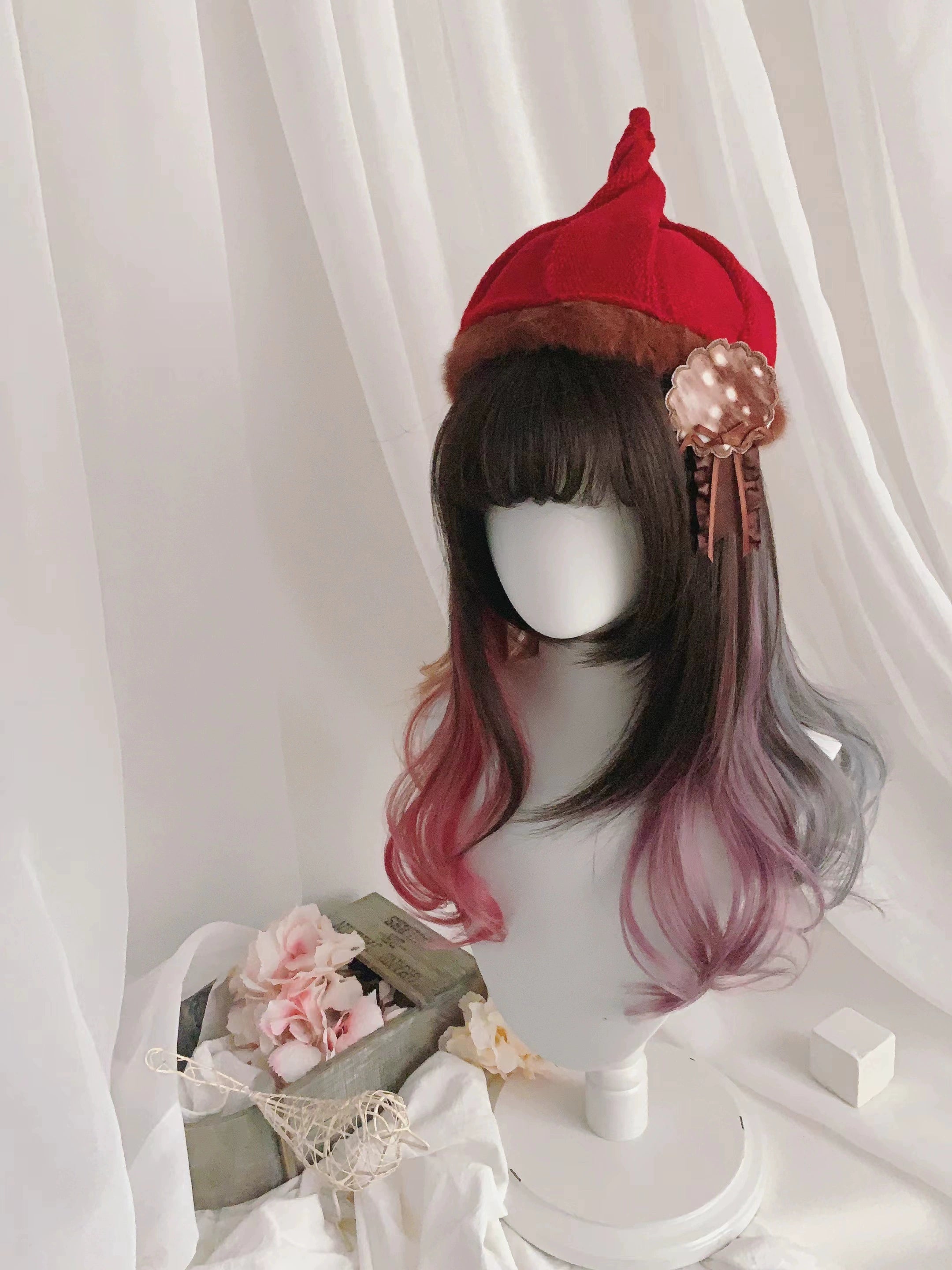 Spot MONKEEP Monkey Bajia, Flow Heart Twist Pie Bangs Top Hair Piece Air Tail Roll Hanging Ear Dyeing Original Wig