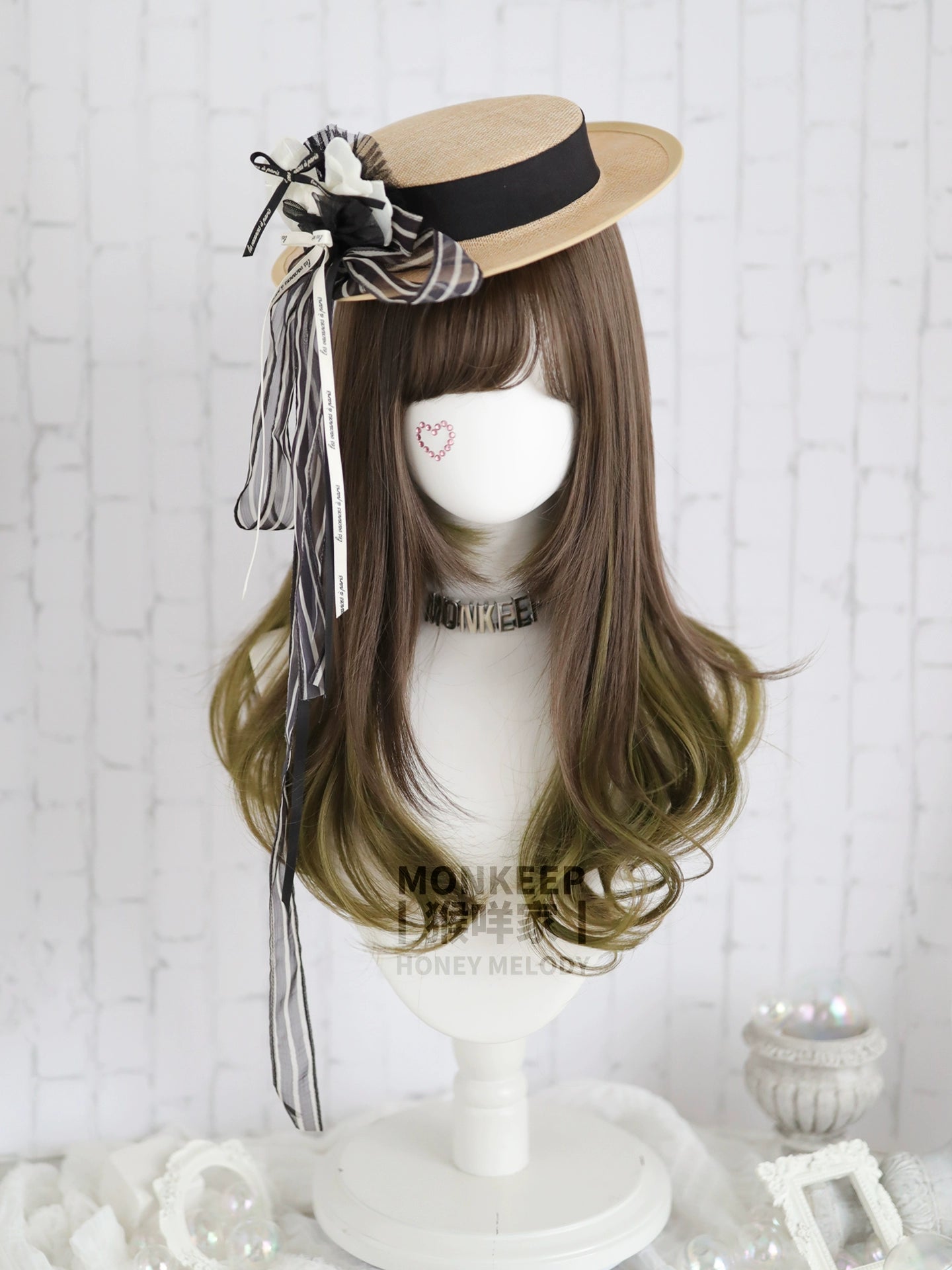 Spot MONKEEP Monkey Bajia, Flow Heart Twist Pie Bangs Top Hair Piece Air Tail Roll Hanging Ear Dyeing Original Wig