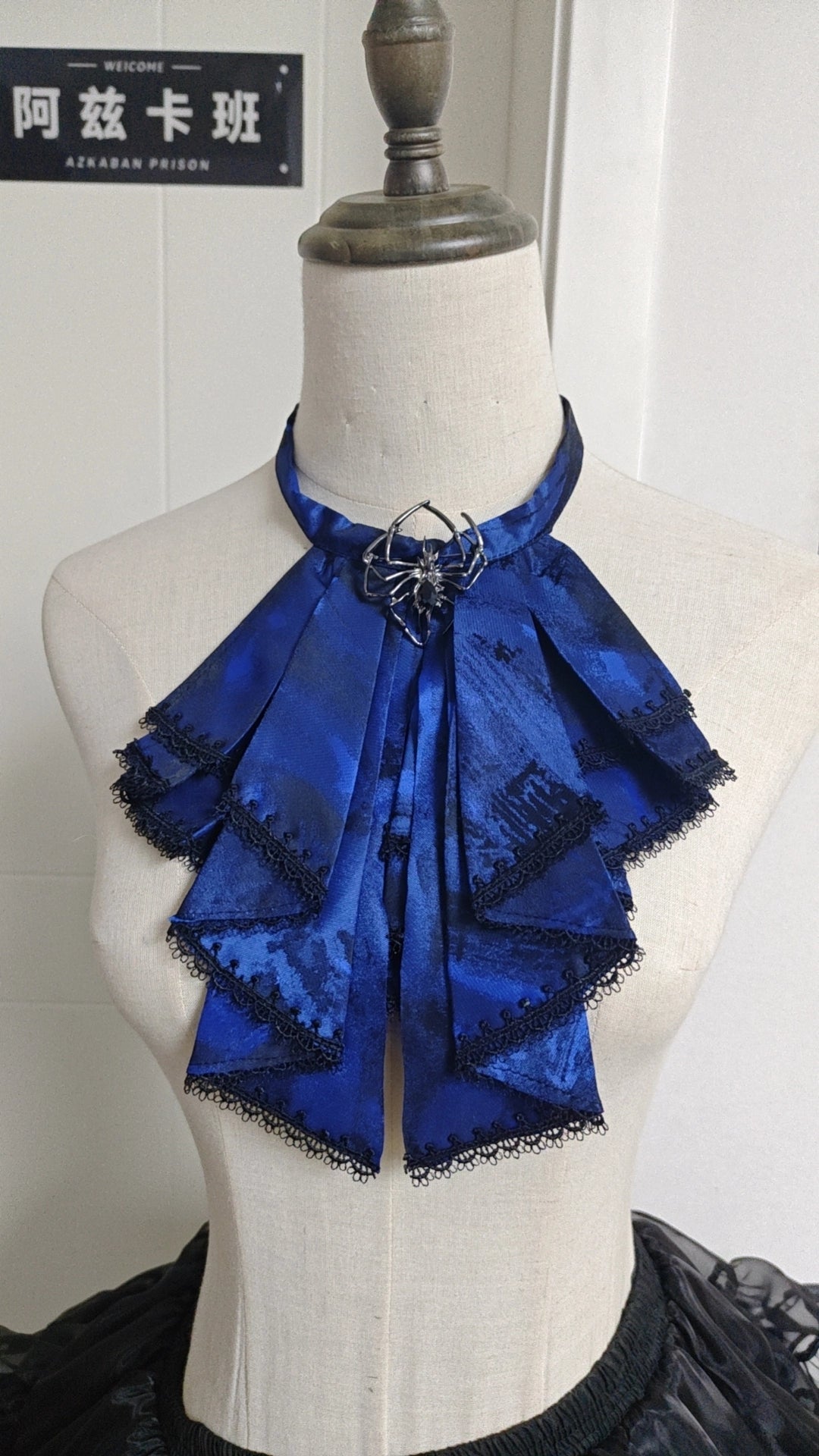 Spot Page Acorn Dark Night Ember Top Gothic Grotesque Diablo Gothic