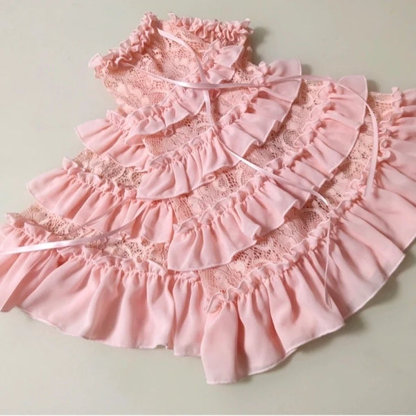 Pink Yami Lolita Hime sleeves with flared cuffs, lace trim, and ribbon bows