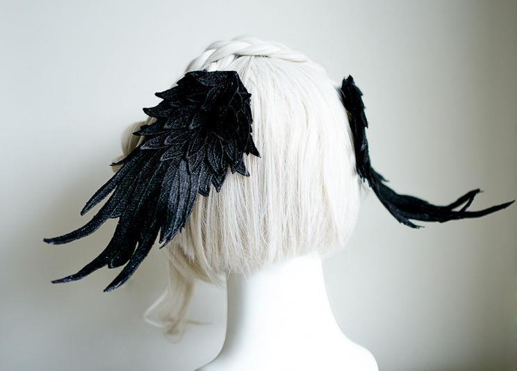 Original Design Angel Wings Lolita Feather Black and White Two-tone Embroidered Hair Clip Styling