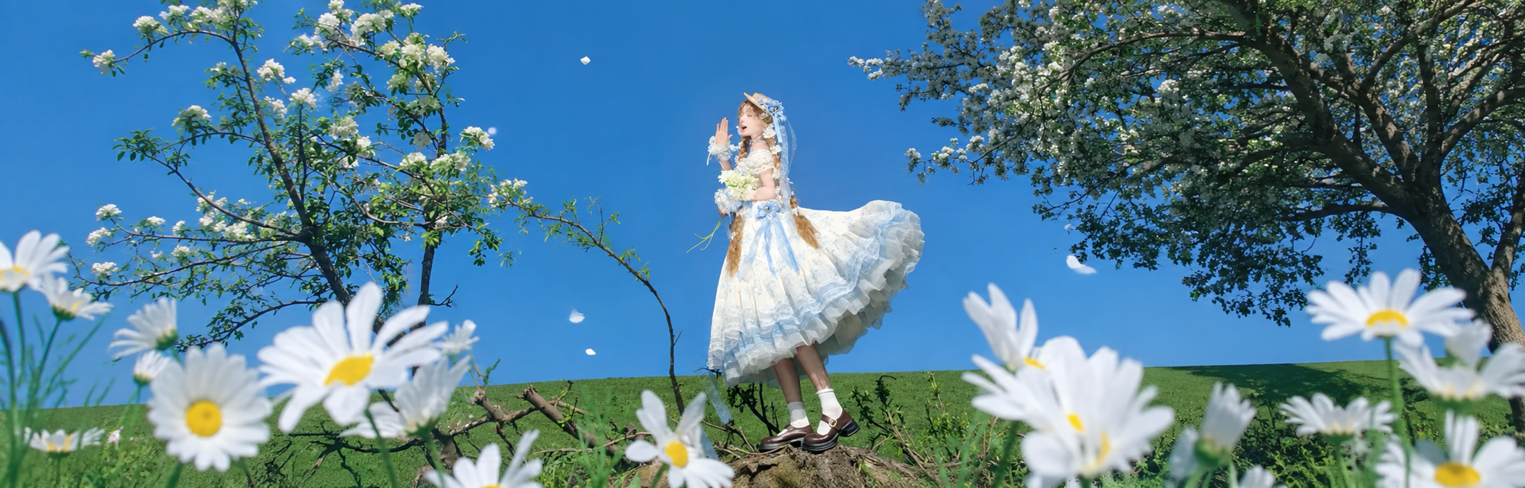 How to Wear Lolita in Summer Without Overheating — original editorial hero