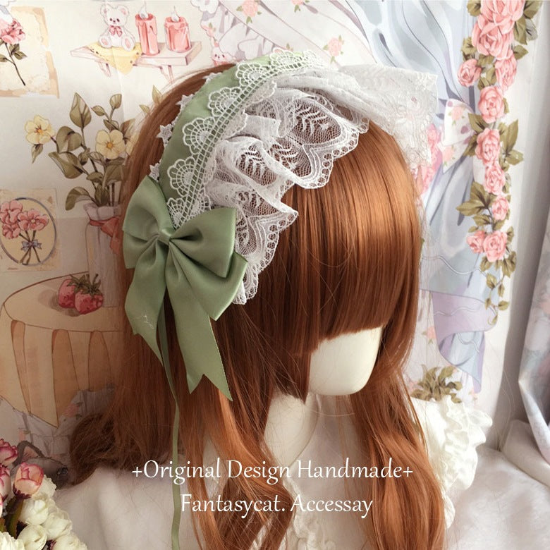 Handmade Japanese retro Lolita lace hair headband featuring intricate lace details, perfect for Lolita fashion styling.