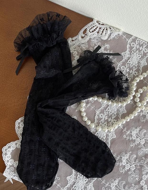 WAGUIR - Sweet Lolita Thin Calf Socks with - Ruffled Cuffs Socks