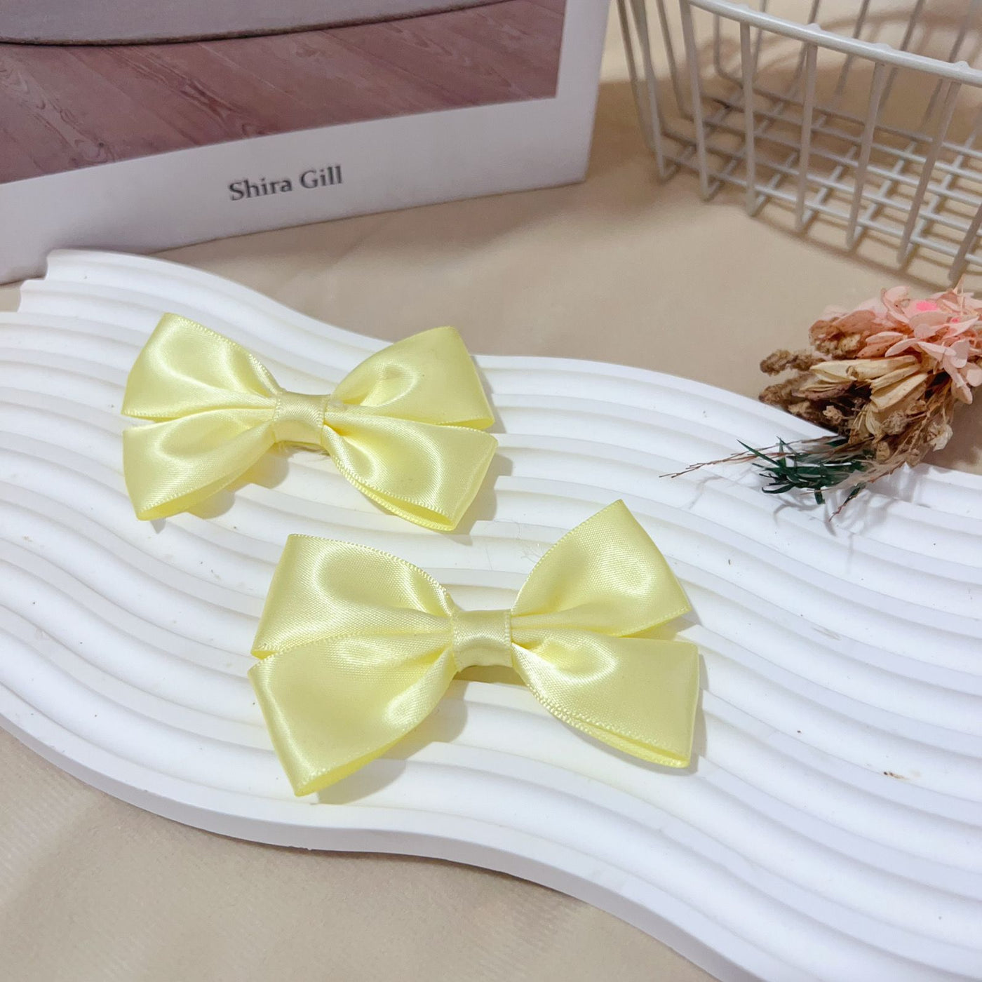 Handmade - Glossy Satin Ribbon - Bow Brooch Pair - detail view 21