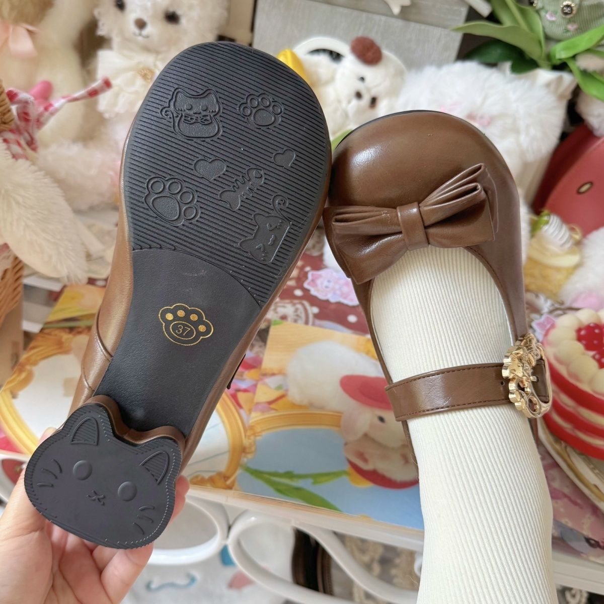 "Hugging Cat" | Kitty Toast Original Versatile Cute Low-Heel Round-Toe Lolita Shoes