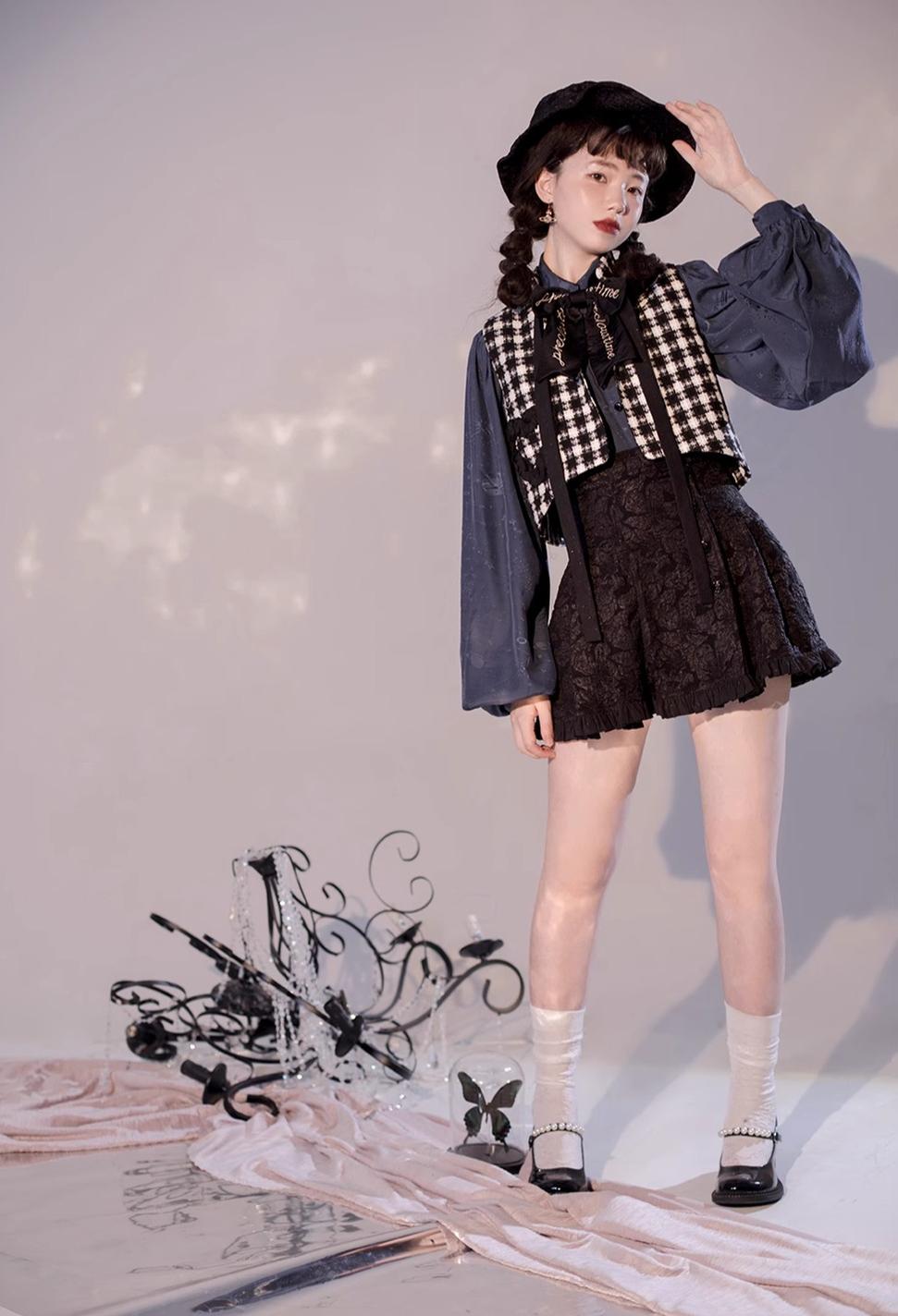 ZJstory - Starry for You - Vintage Lolita shirt with pointed collar and lantern sleeves - product detail 8