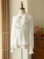 S / Blouse (with a detachable bow) Only