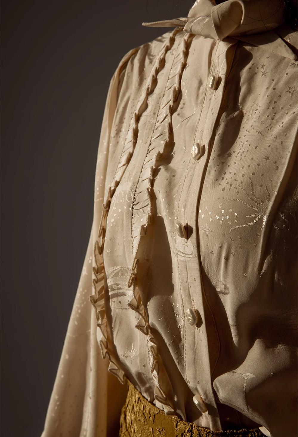 ZJstory - Starry for You - Vintage Lolita shirt with pointed collar and lantern sleeves - product detail 6