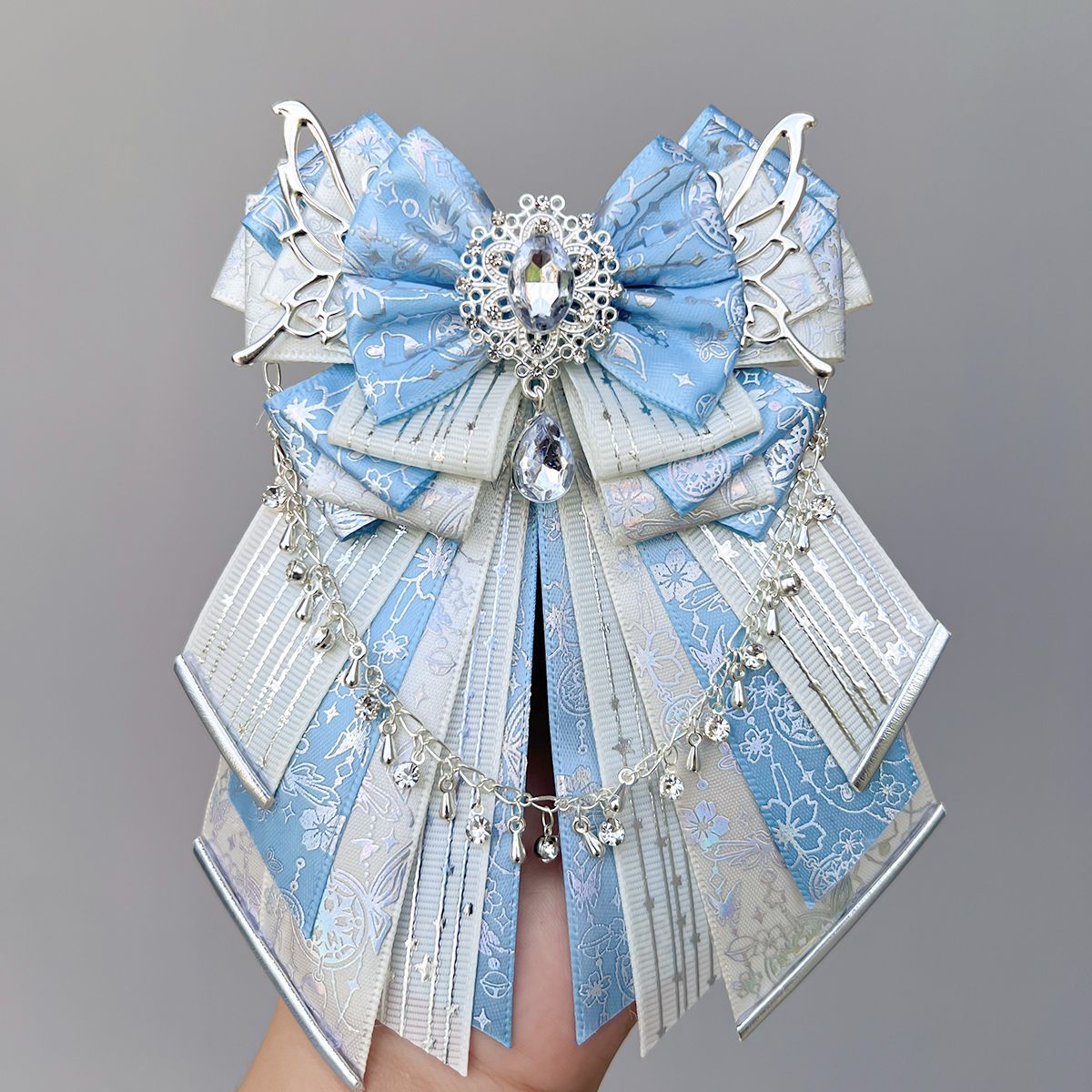 Handmade - Silver-Chain Bow - Bag Charm and Brooch - detail view 7