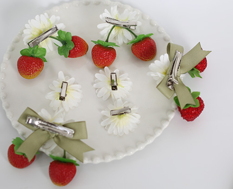 Xiaogui - Sweet Lolita Hair Pin Flower - Strawberry Shaped Headwear