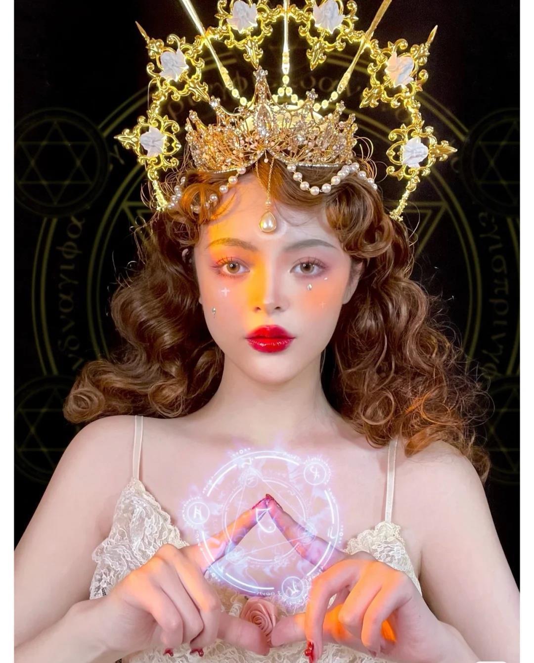 Original Handmade Lolita Virgin Mary Apollo Halo Pope Headpiece Lolita Exaggerated Fashion Show Photo Prop