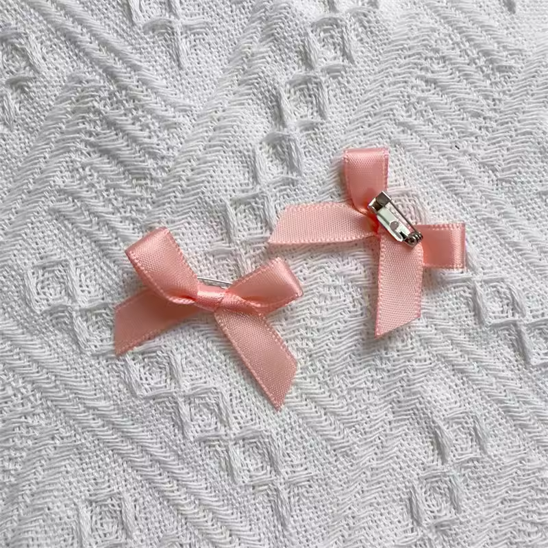 Handmade - Mini 3.5 cm Ribbon Bow - Brooch Set - detail view 4