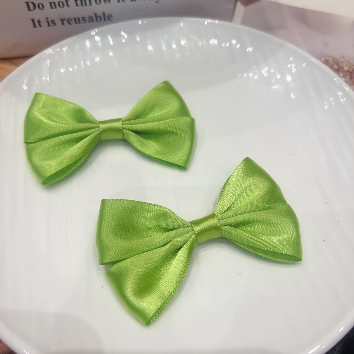 Handmade - Glossy Satin Ribbon - Bow Brooch Pair - detail view 4