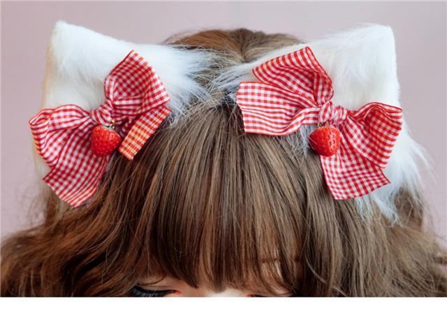 Handmade black and pink faux fur plush cat ear hair clip with animal ears and bow, LolitaFetch headdress for Japanese lolita fashion