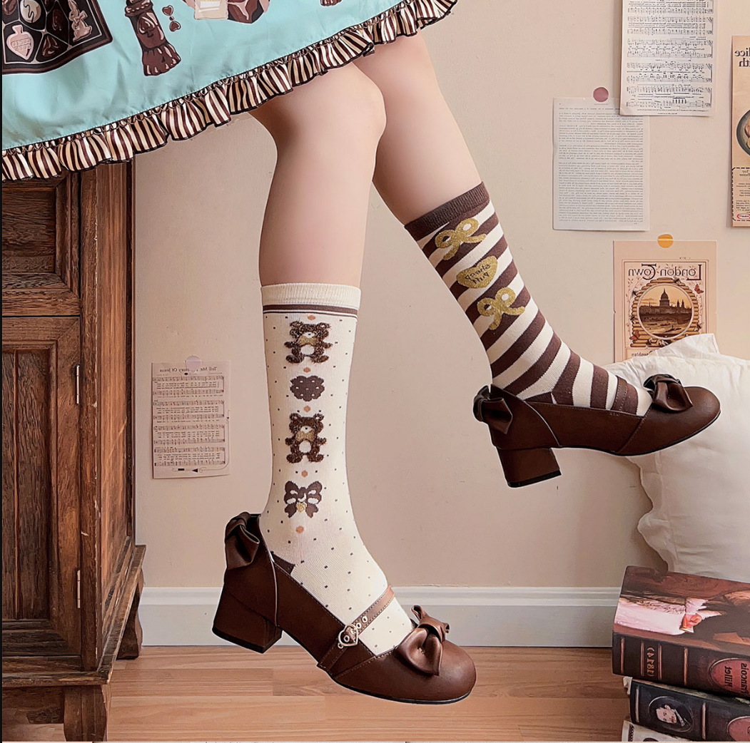 sheeppuff - Elegant Retro - Retro Lolita shoes with a square toe and heart-shaped buckle - product detail 7