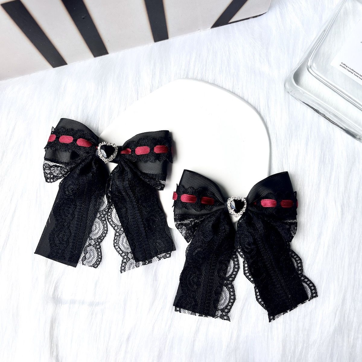Handmade - Braided Lace Bow - Brooch or Hair Clip - detail view 12