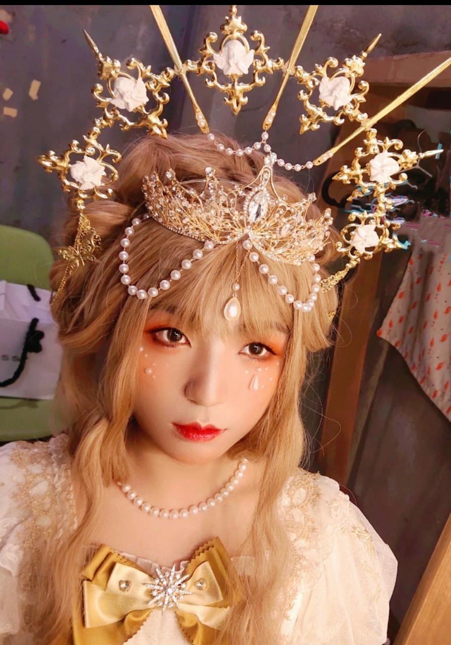 Original Handmade Lolita Virgin Mary Apollo Halo Pope Headpiece Lolita Exaggerated Fashion Show Photo Prop