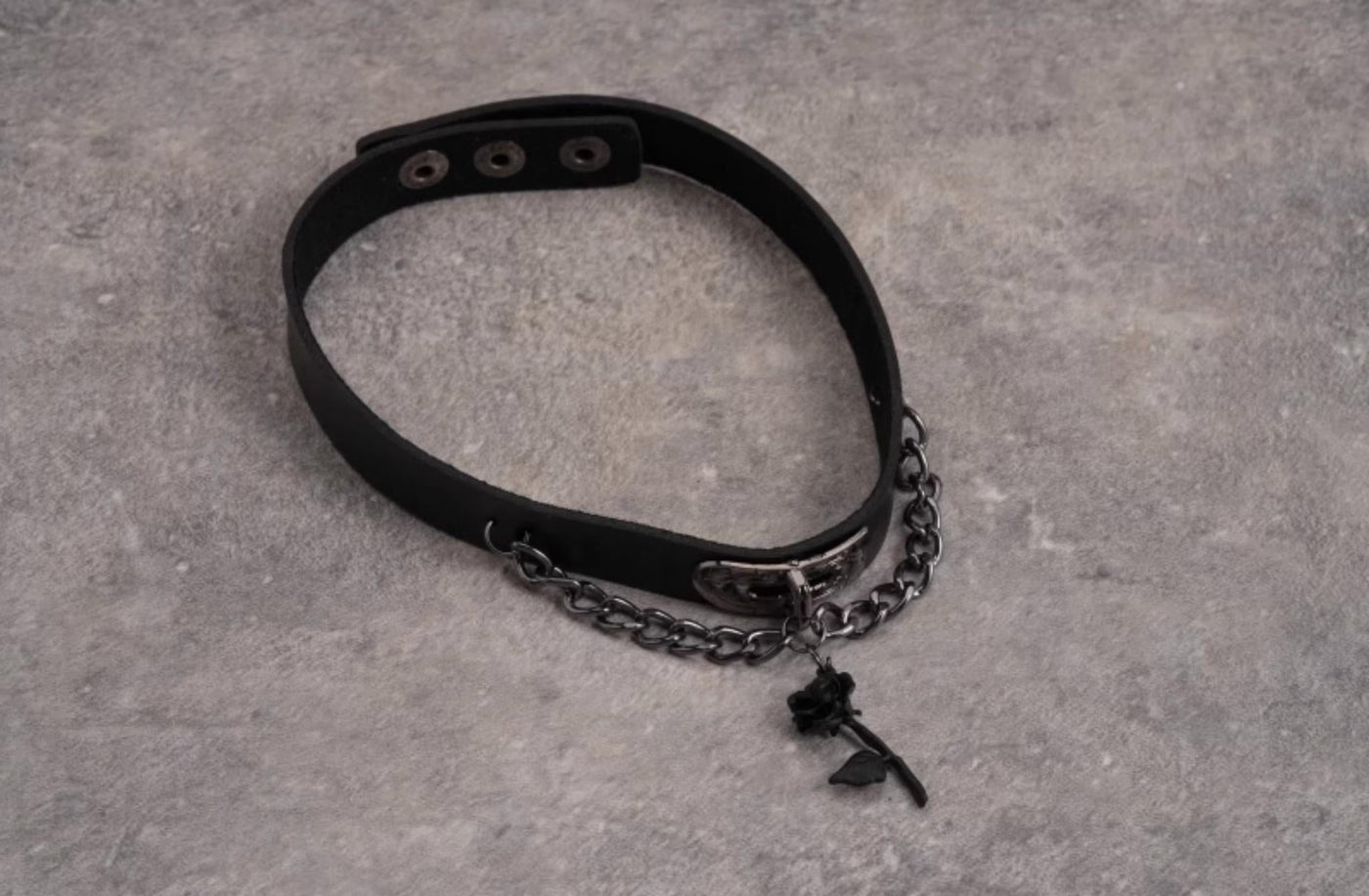 Strange Sugar - Gothic Lolita Choker Faux Leather - Rose Pendant Necklace Neckwear