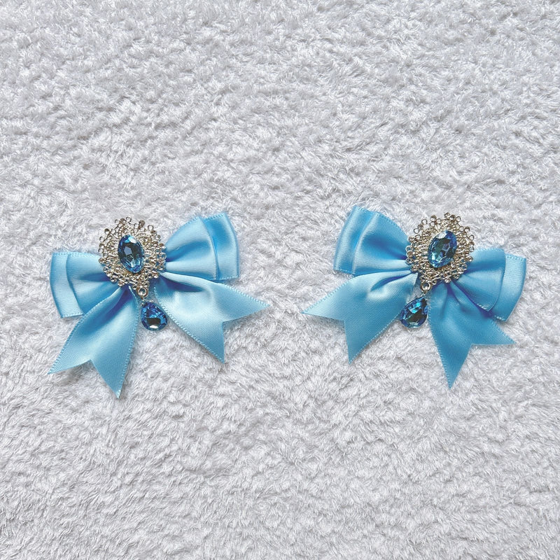 Handmade - Cosplay Ribbon Bow - Brooch or Flat-Back Accent - detail view 7