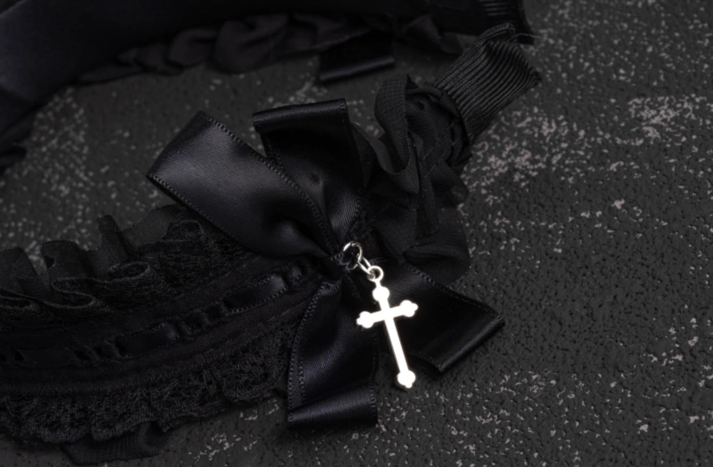 Strange Sugar - Gothic Black Lolita KC Cross Lace - Headband Lolita Accessories Headwear