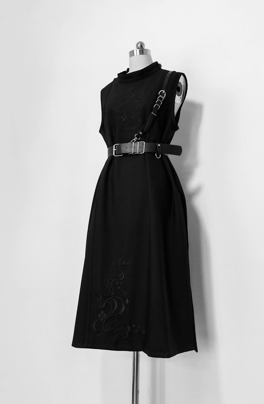 The Stars Change - Sleeveless Ouji Lolita Long Coat S Black