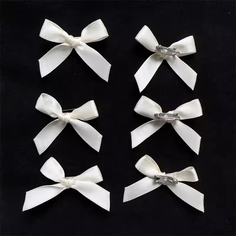 Handmade - Mini 3.5 cm Ribbon Bow - Brooch Set - detail view 10