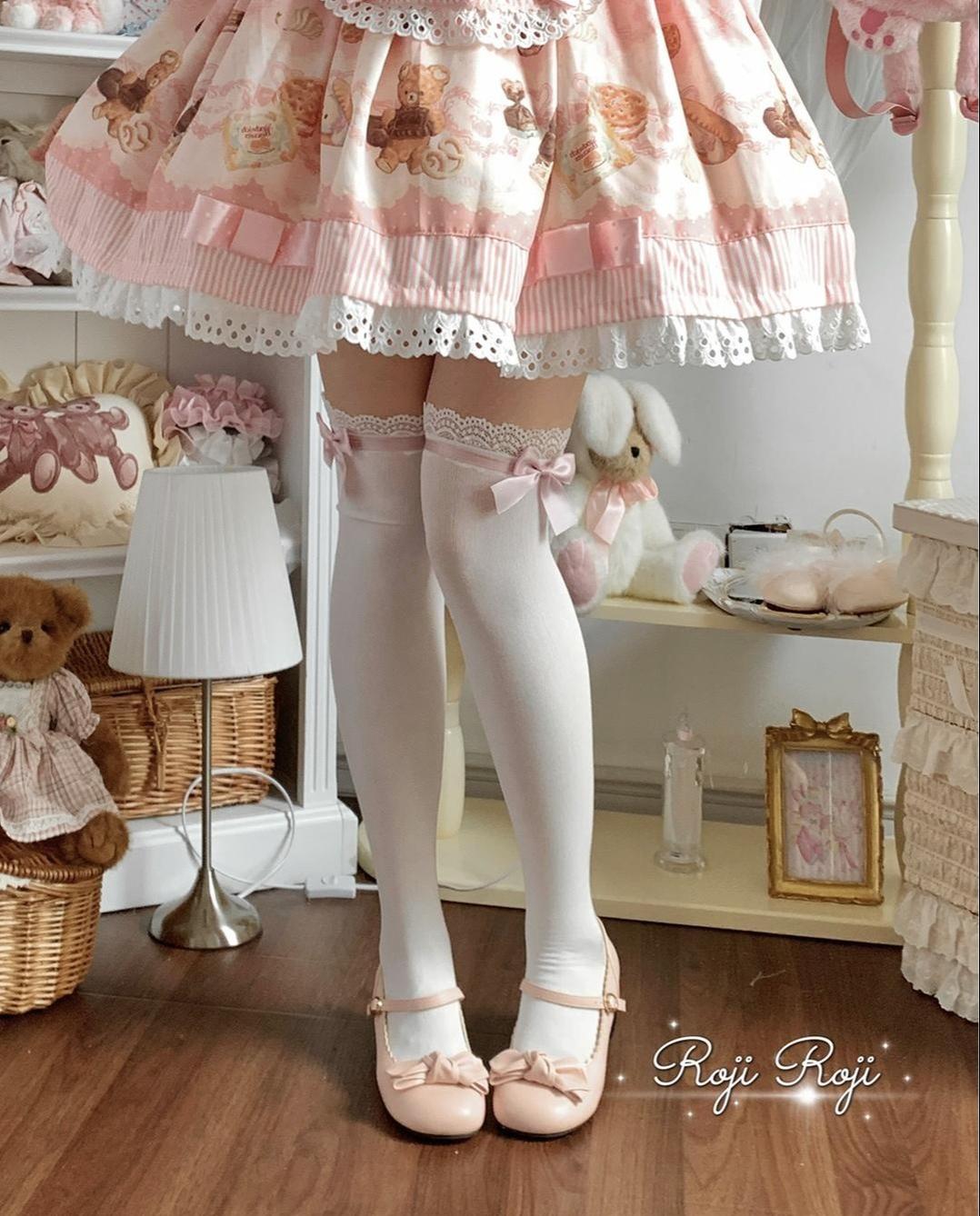 Roji Roji - Sweet Lolita Socks With Lace & Bow - Details Socks