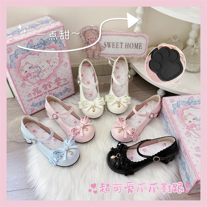 Xiangcheng original Lolita sweet bow round-toe flats shoes with cute bow detail and pastel color, perfect for feminine fashion.