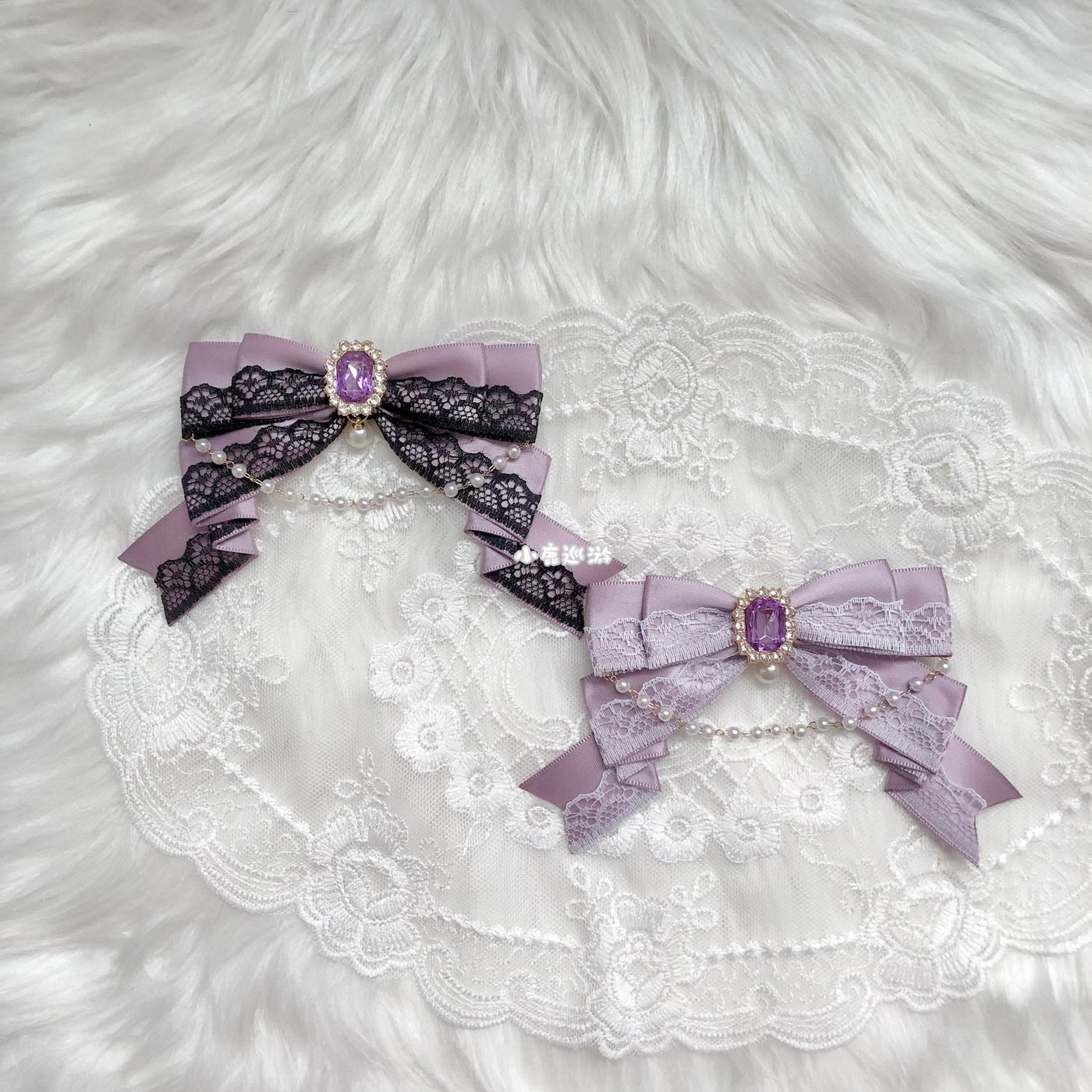 Handmade - Crystal Lace Bow - Clip, Brooch or Bag Charm - detail view 17
