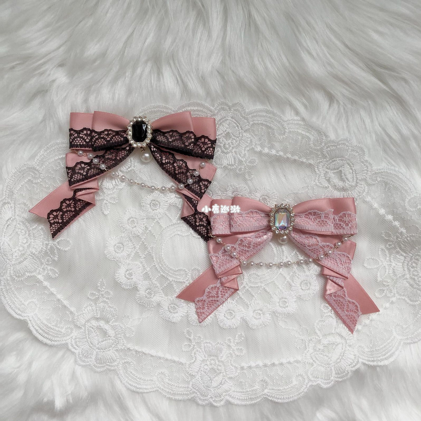Handmade - Crystal Lace Bow - Clip, Brooch or Bag Charm - detail view 13