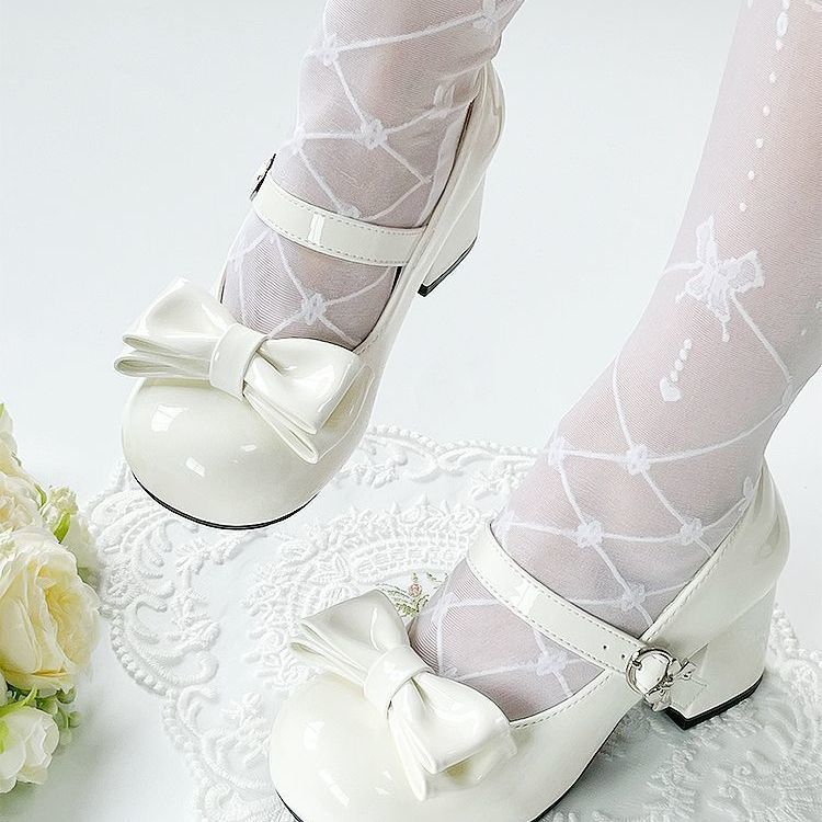 LolitaFetch Little Milk Puff original mid-heel Lolita shoes with bow buckle, featuring cute design and classic style.