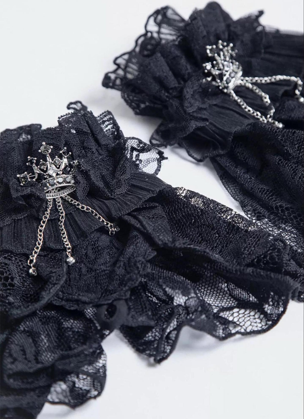 G.L.P - Crown Decoration - Gothic Lolita Lace Cuffs with Crown Details - product detail 6