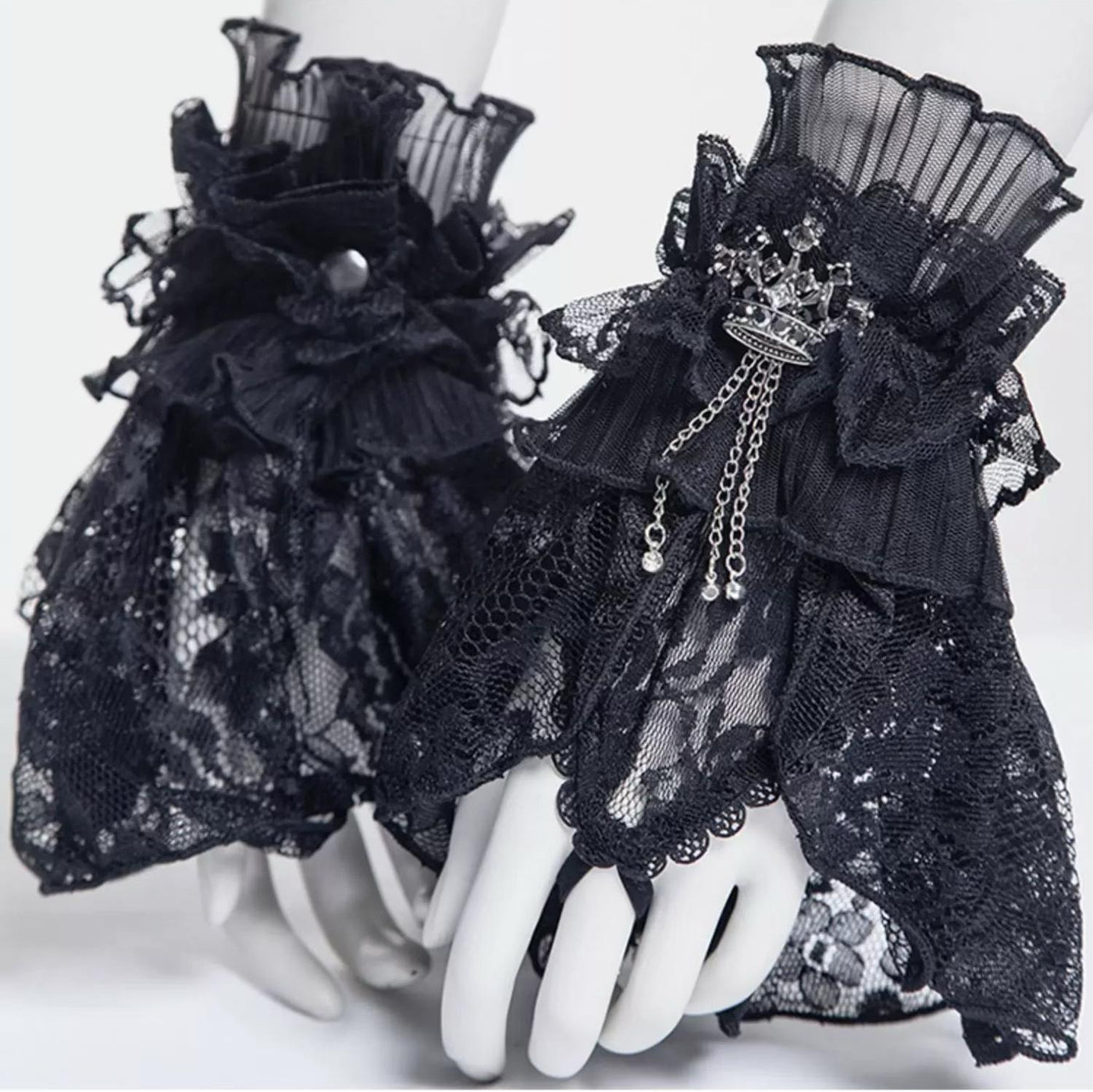 G.L.P - Crown Decoration - Gothic Lolita Lace Cuffs with Crown Details - product detail 4