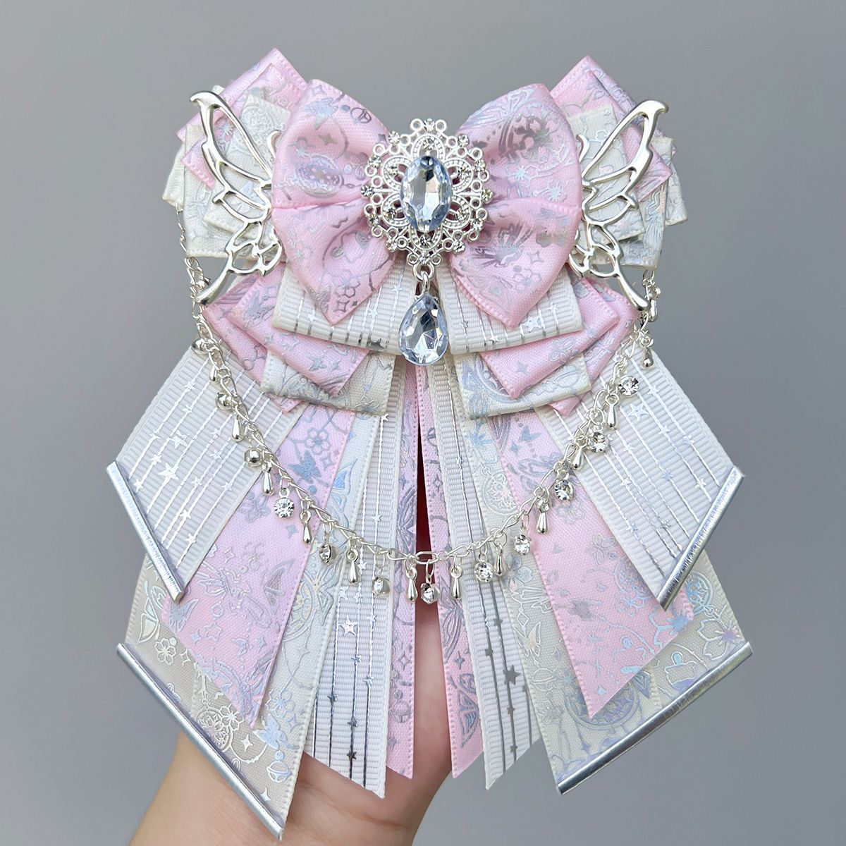 Handmade - Silver-Chain Bow - Bag Charm and Brooch - detail view 9