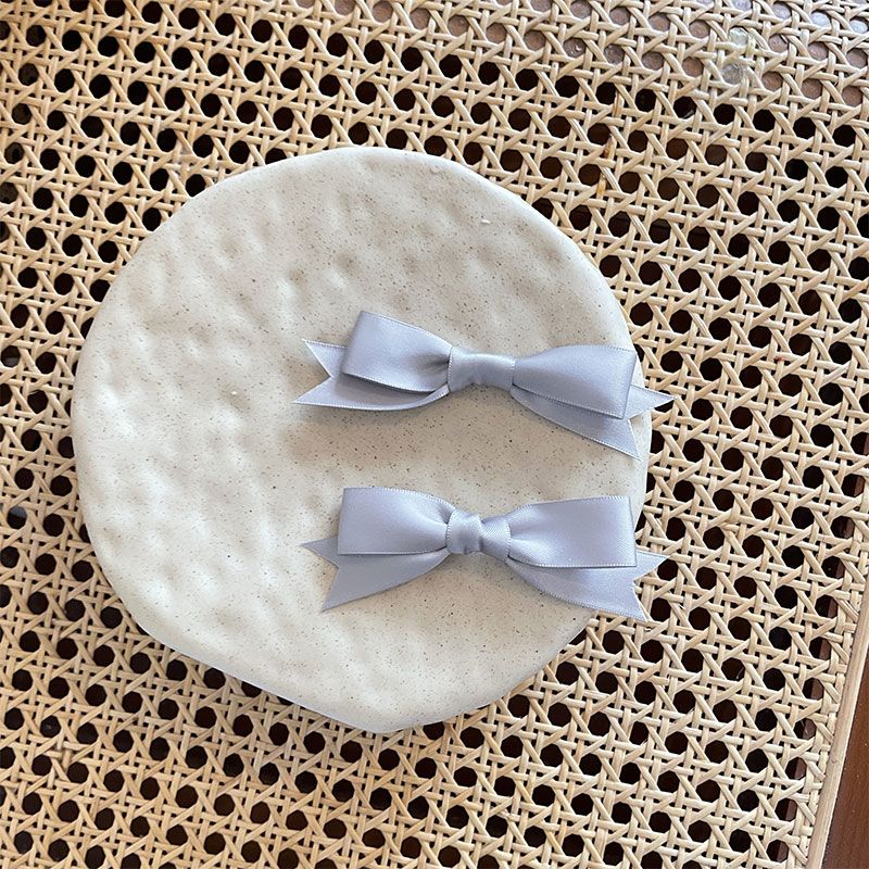 Handmade - Glossy Swallowtail Bow - Hair Tie, Clip or Brooch - detail view 5