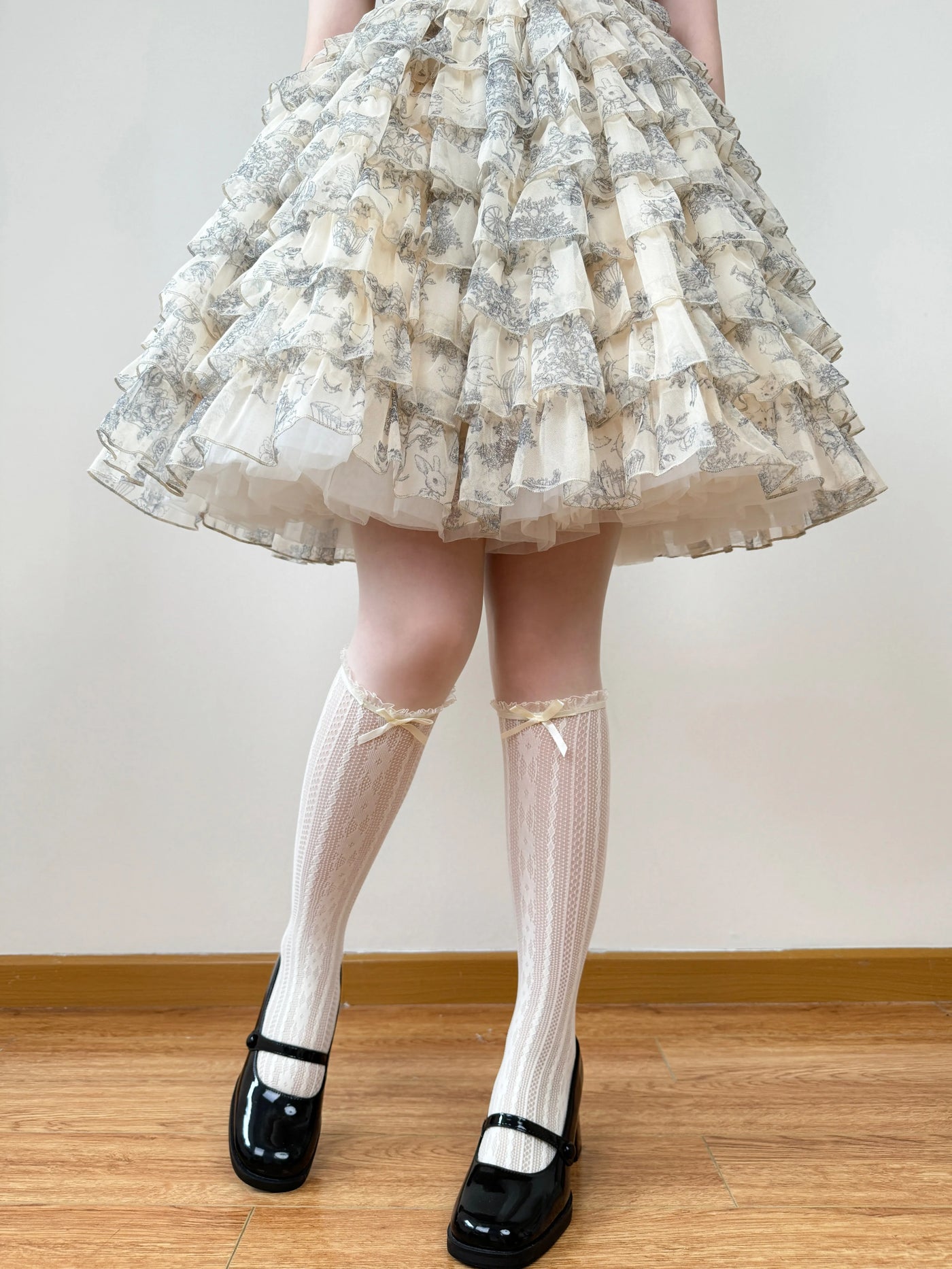 Chubby Bear Tales - Alice - Openwork Lace Mid-Calf Socks with Bow Cuffs