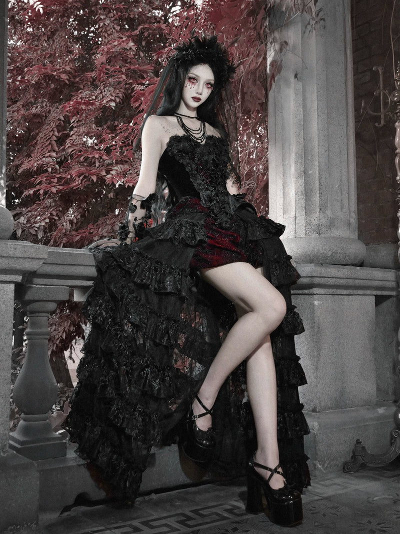 BLOOD SUPPLY: Castle of Passion Crimson Velvet Corset Top and Gloves, product view 4