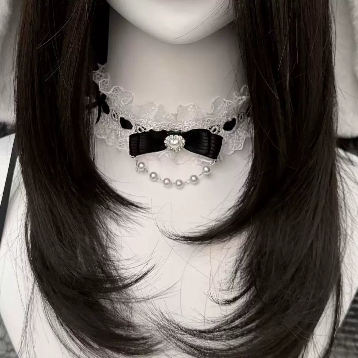 Creamy - Butterfly Pearl - Lace Choker Necklace with Bow Detail