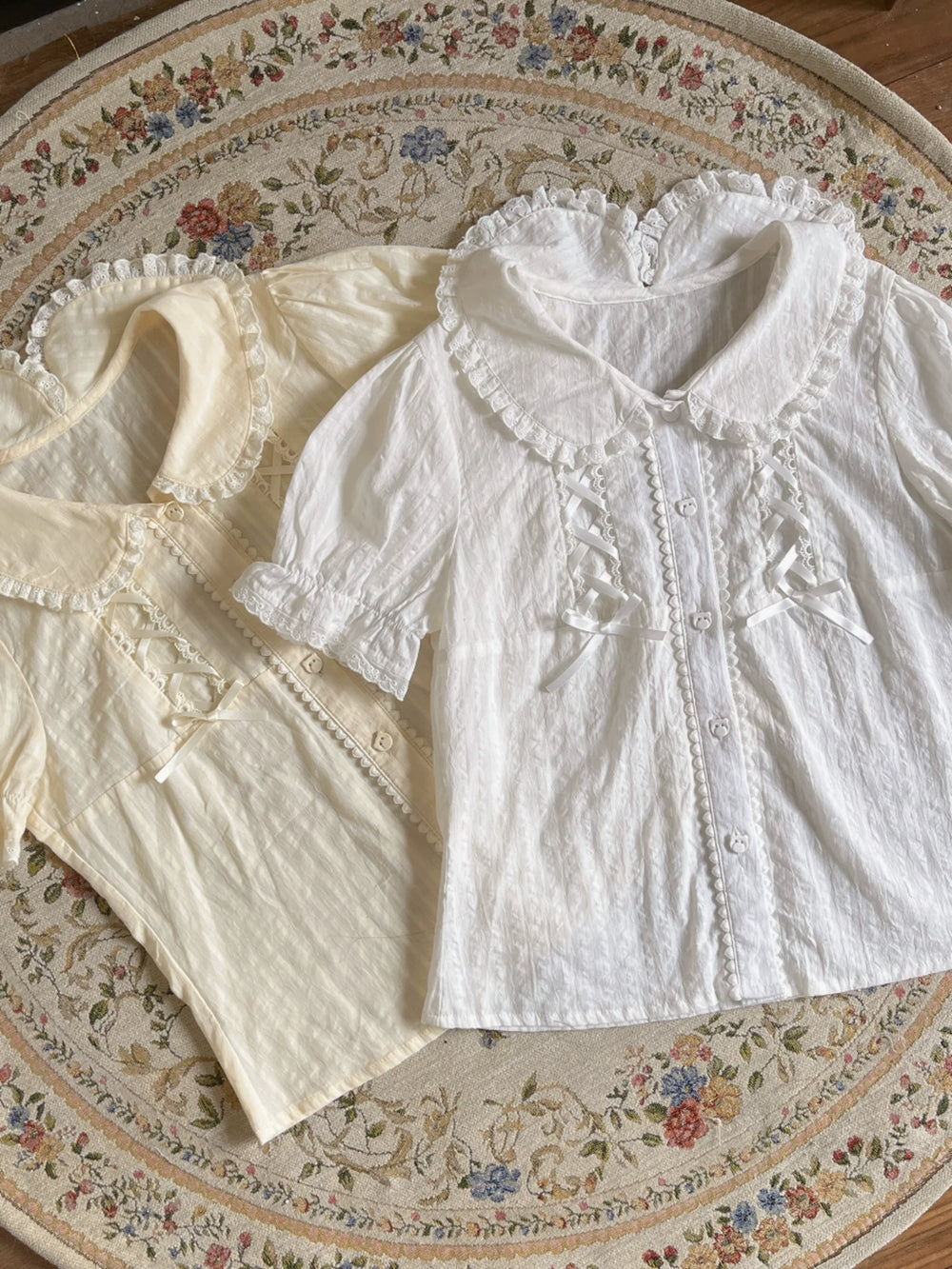 Sweet lolita cotton blouse in white with doll collar and puffed sleeves