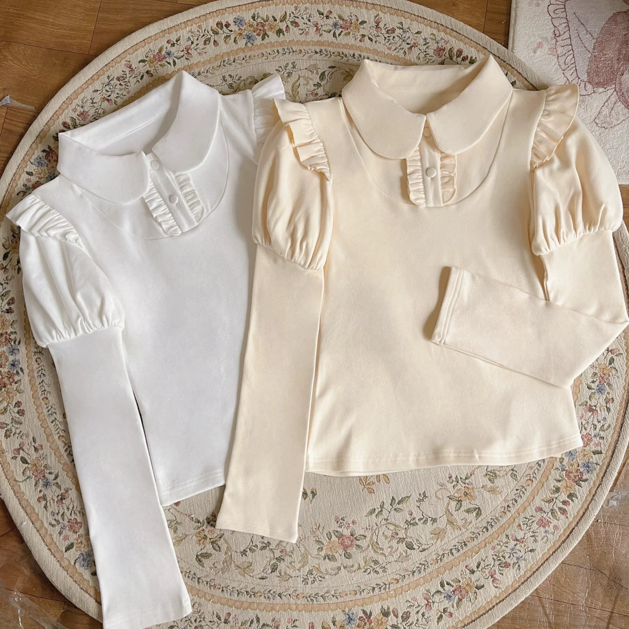 GZYRZ - Juliet Sleeve Layer - Long-sleeve inner-layer blouse with puffed Juliet sleeves