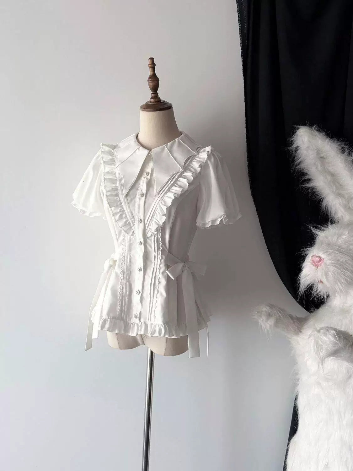 Sweetheart Dream Machine - Soft Sweet - Black or White Lolita Blouse with Batwing Collar
