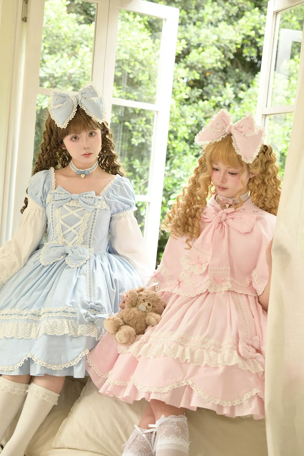 Miss Point - Vintage Petal Rabbit - Old School Lolita OP Cotton Dress, Petal-Shaped Hem