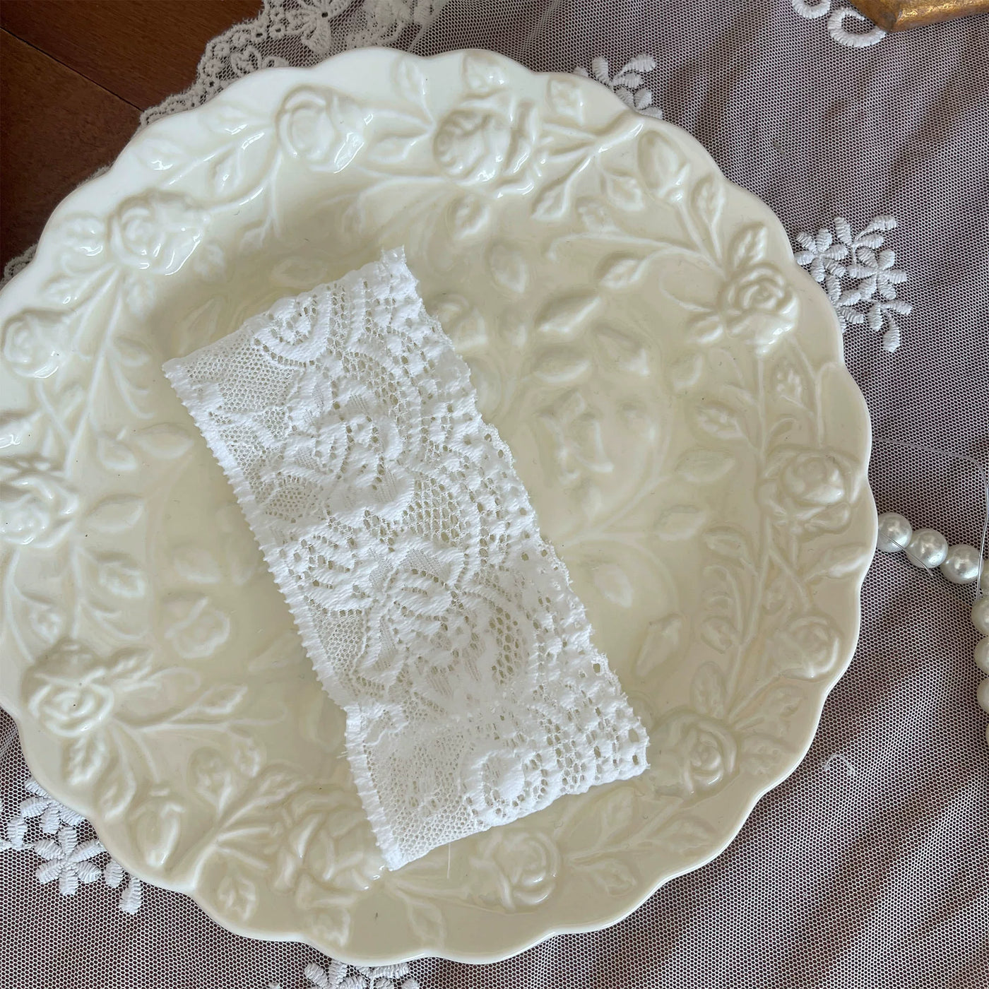 Sock Noble - Ballet Lace Layering - Pants with Lace-Up Detail