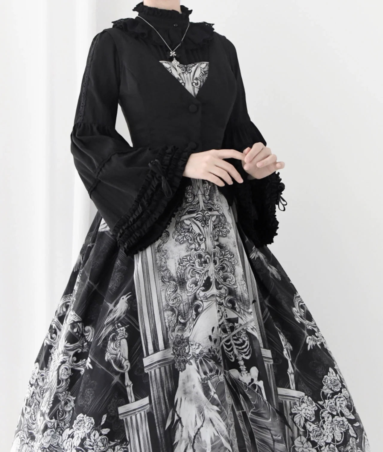 DMFS Lolita - Ever-Changing Enchantress - Classic Lolita Blouse, Tightening Hime Sleeve