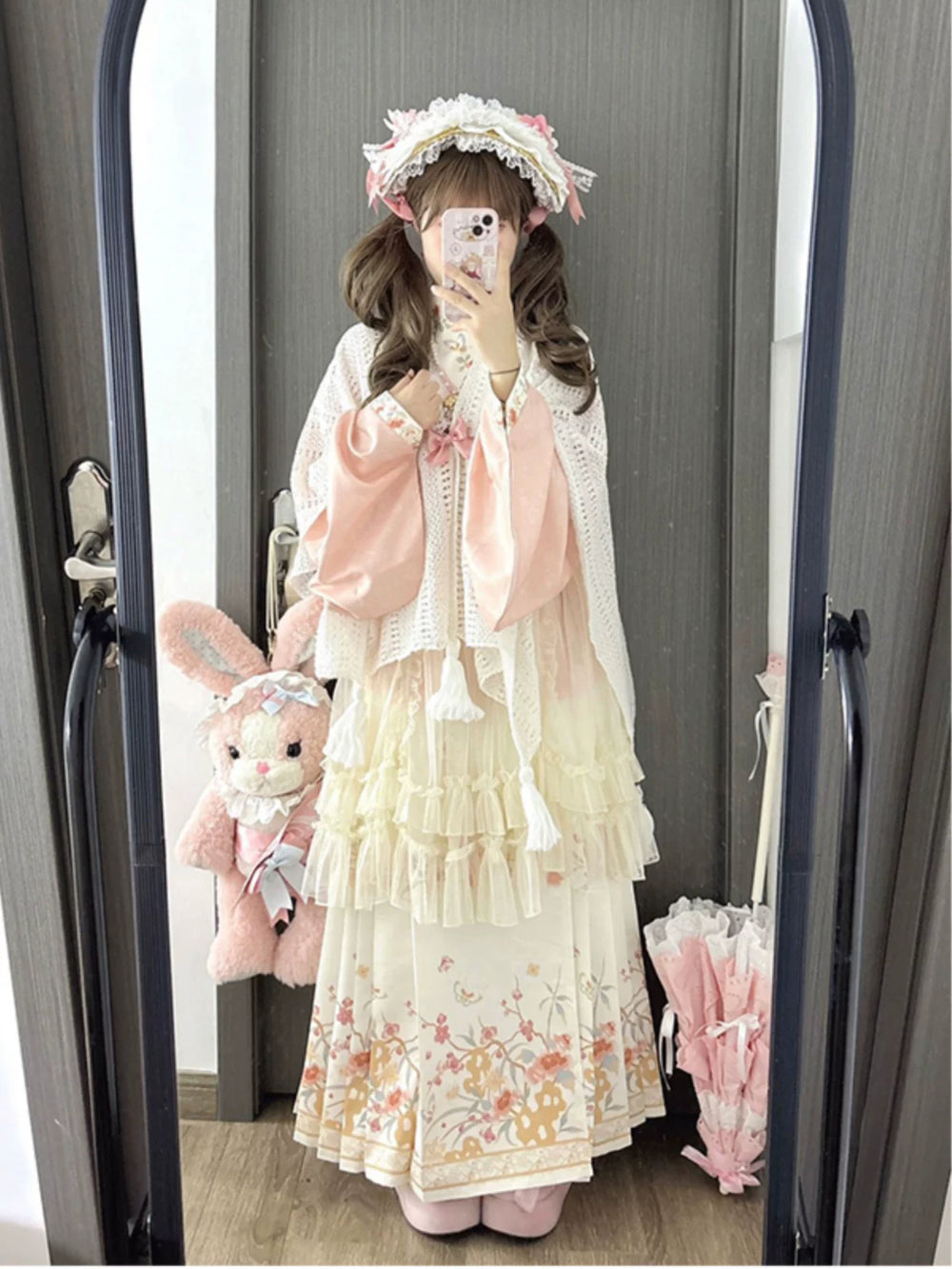 Blush pink and cream sweet lolita set with cross-collar pipa sleeve top and layered mamian skirt
