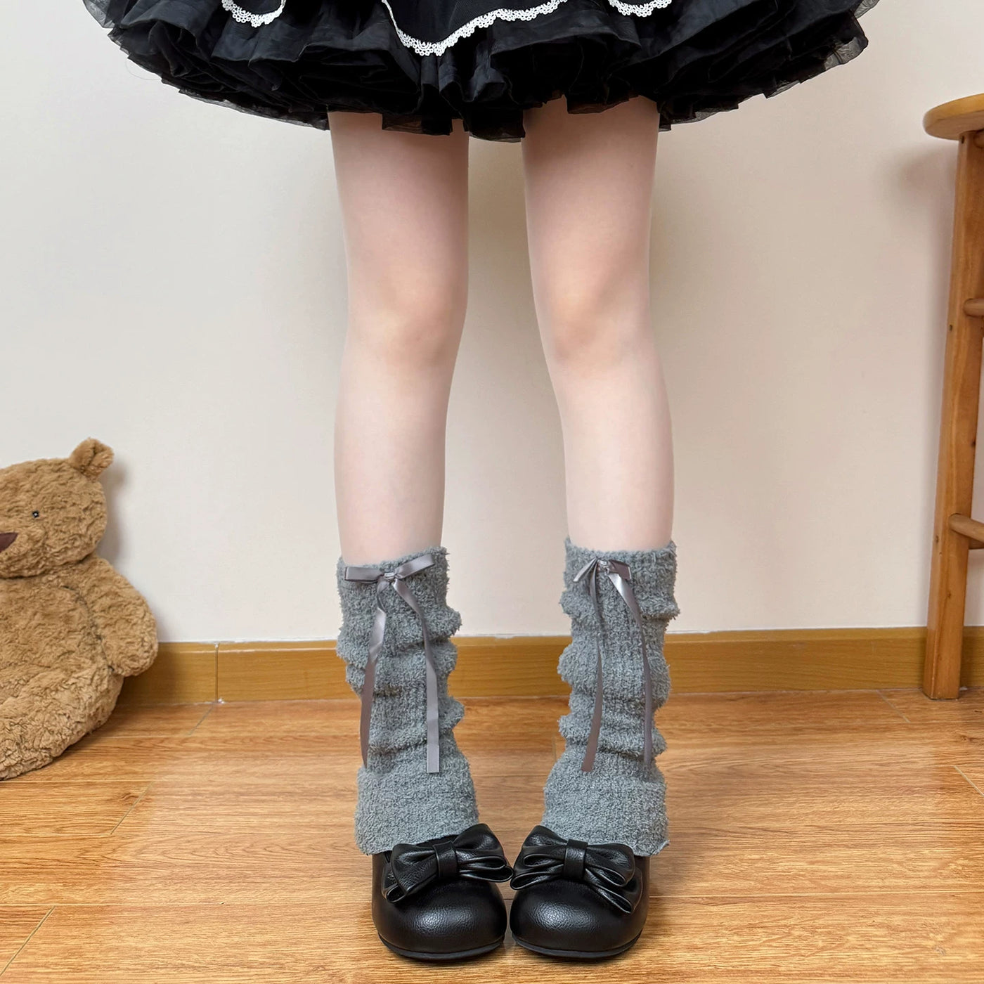 Chubby Bear Tales - Antique Doll - Lolita leg warmers with ruched volume and ribbon bows